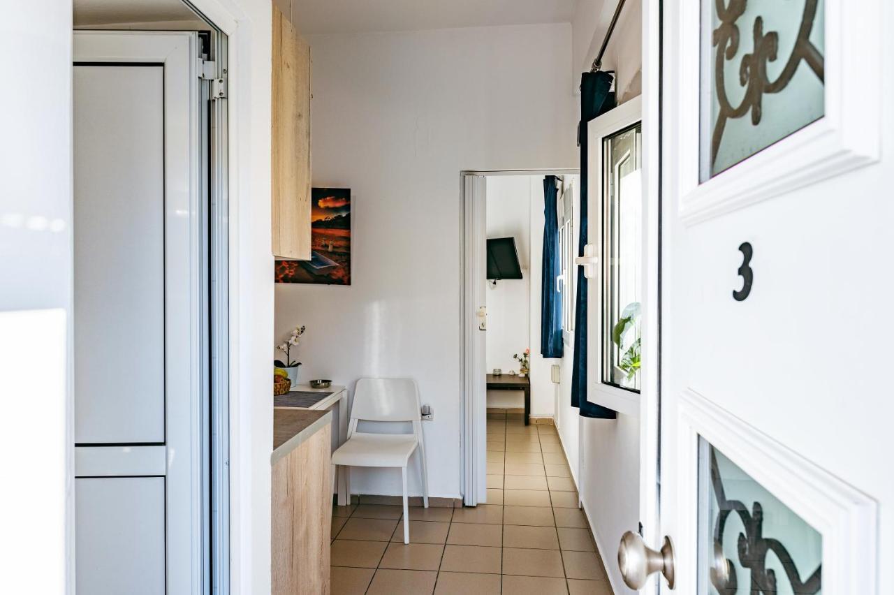 Soso'S Apartments -Vacations Next To The Beach Psari Forada Exteriör bild