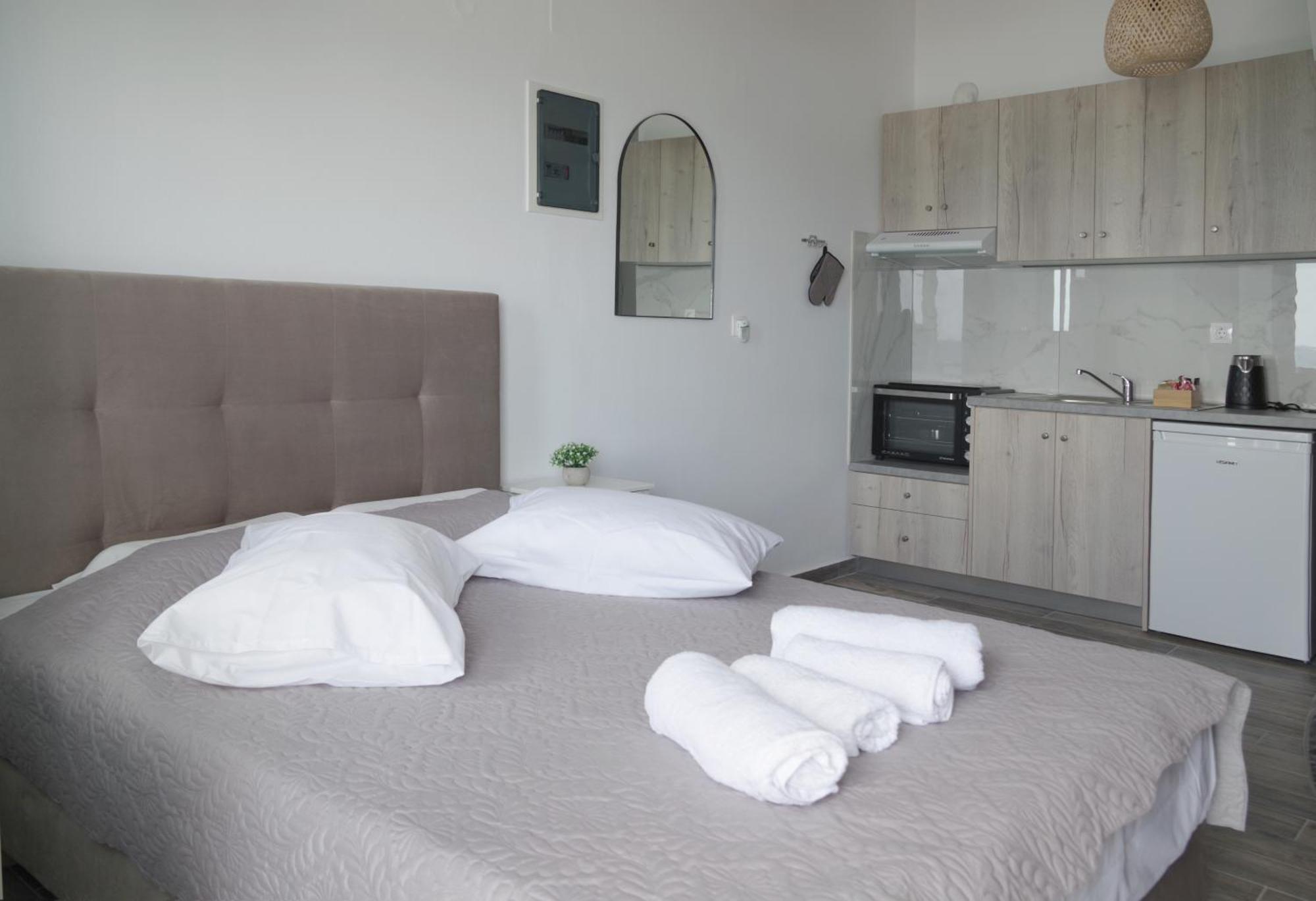 Soso'S Apartments -Vacations Next To The Beach Psari Forada Exteriör bild